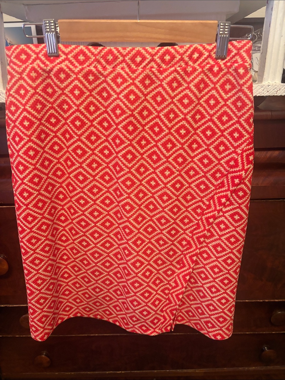 Red and Cream Diamond-Print Pencil Skirt